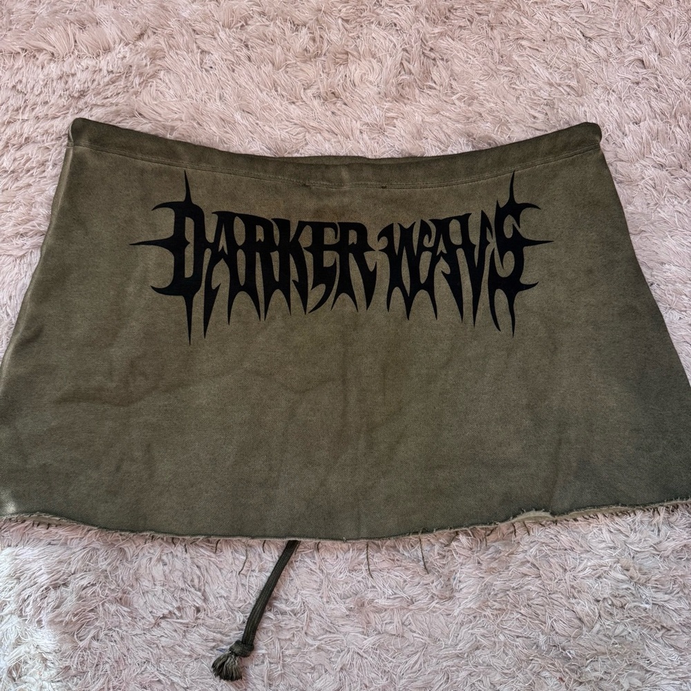 Darker Wavs Dolls Kill Skirt NWT